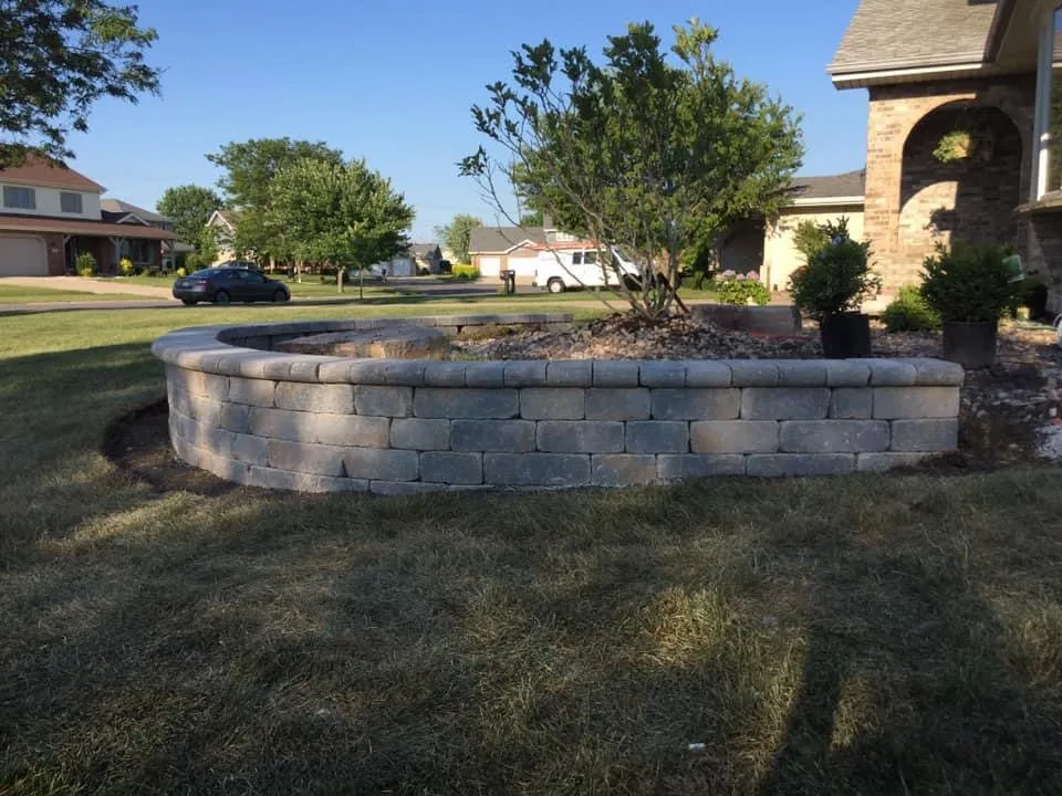 Custom outdoor landscaping in Orland Park, IL - Autumn Blaze Landscaping