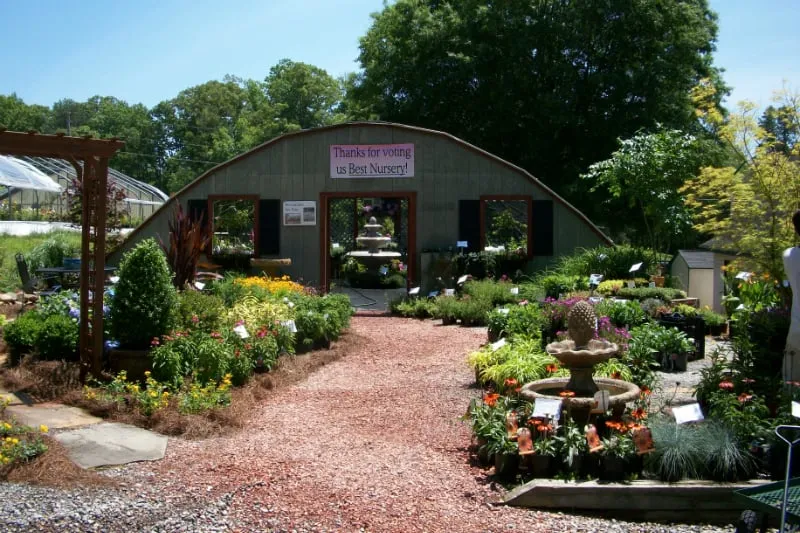 Trusted yard cleanup service in Woodstock, GA - Autumn Hill Nursery