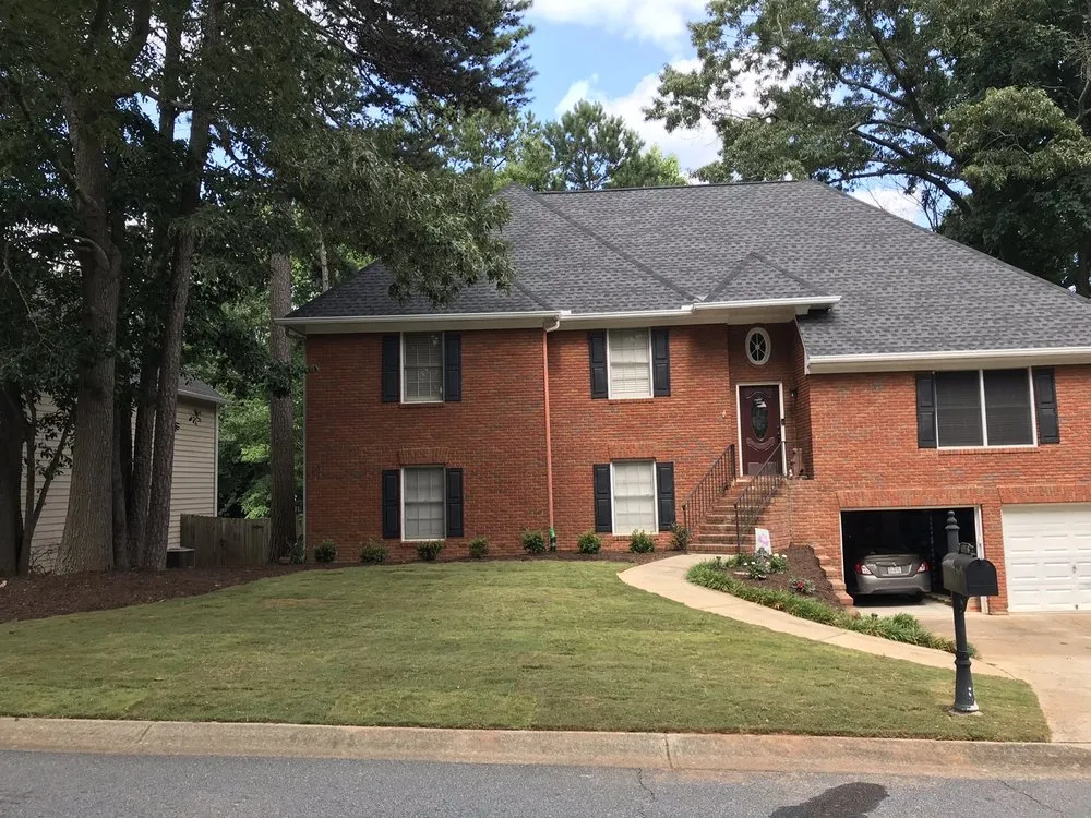 Top-rated lawn care service experts serving Kennesaw, GA - Autumn Landscape Company