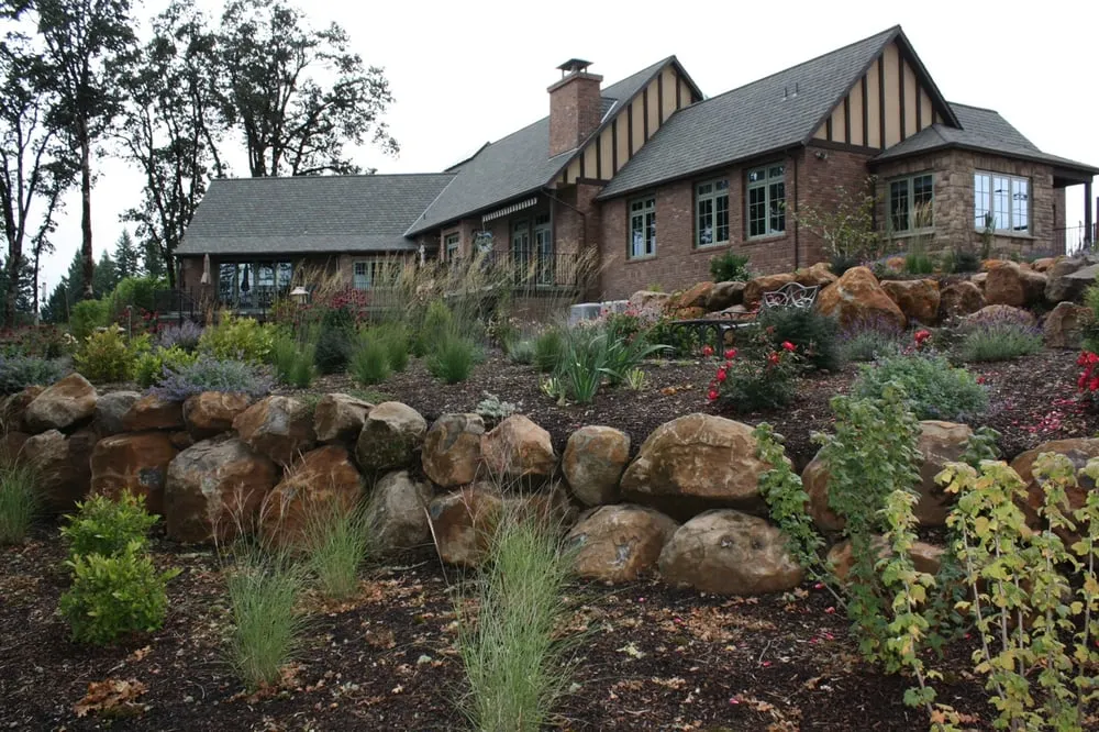 Reliable lawn care service for beautiful yards in Saint Paul, OR by Autumn Leaf Landscaping