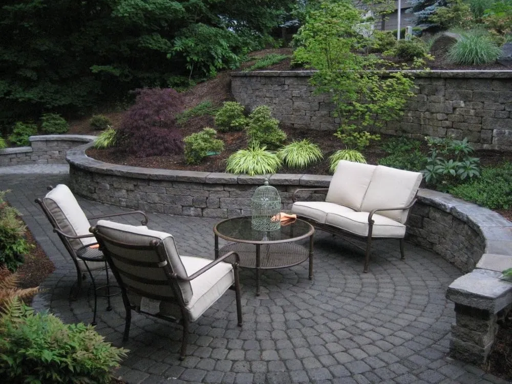 Custom landscaping services in Saint Paul, OR by Autumn Leaf Landscaping