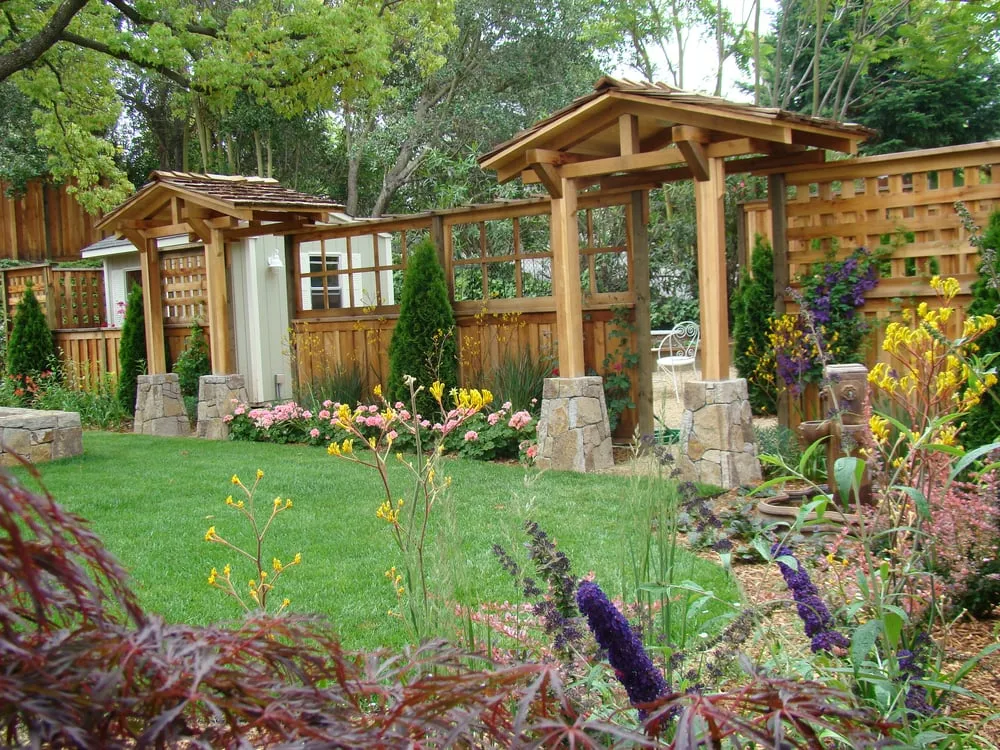 Custom yard maintenance in Angwin, CA - Autumn Skies Landscapes