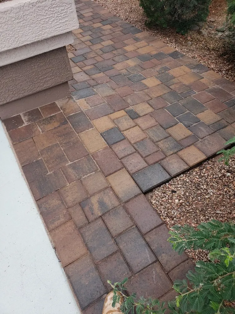 Top-rated lawn care service in Mesa, AZ - A&V Landscape and Design