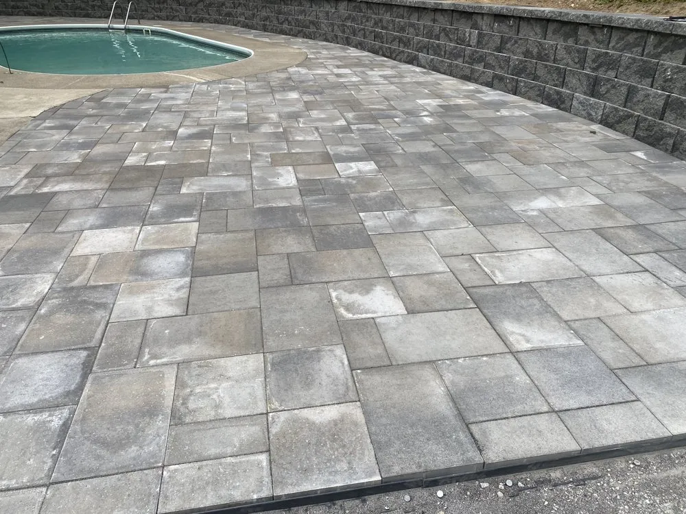 Reliable residential landscaping in Gallatin, TN by AV Landscapes & Hardscapes