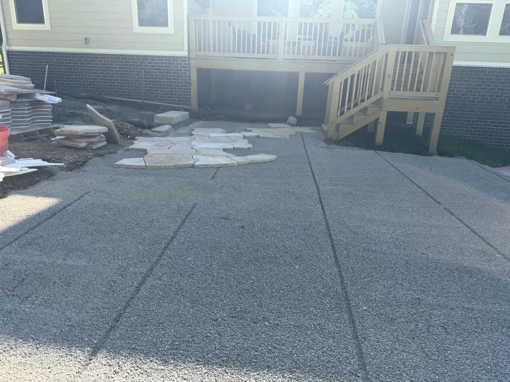 Custom garden landscaping in Gallatin, TN by AV Landscapes & Hardscapes