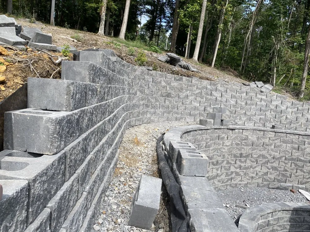 Professional yard cleanup service experts serving Gallatin, TN - AV Landscapes & Hardscapes