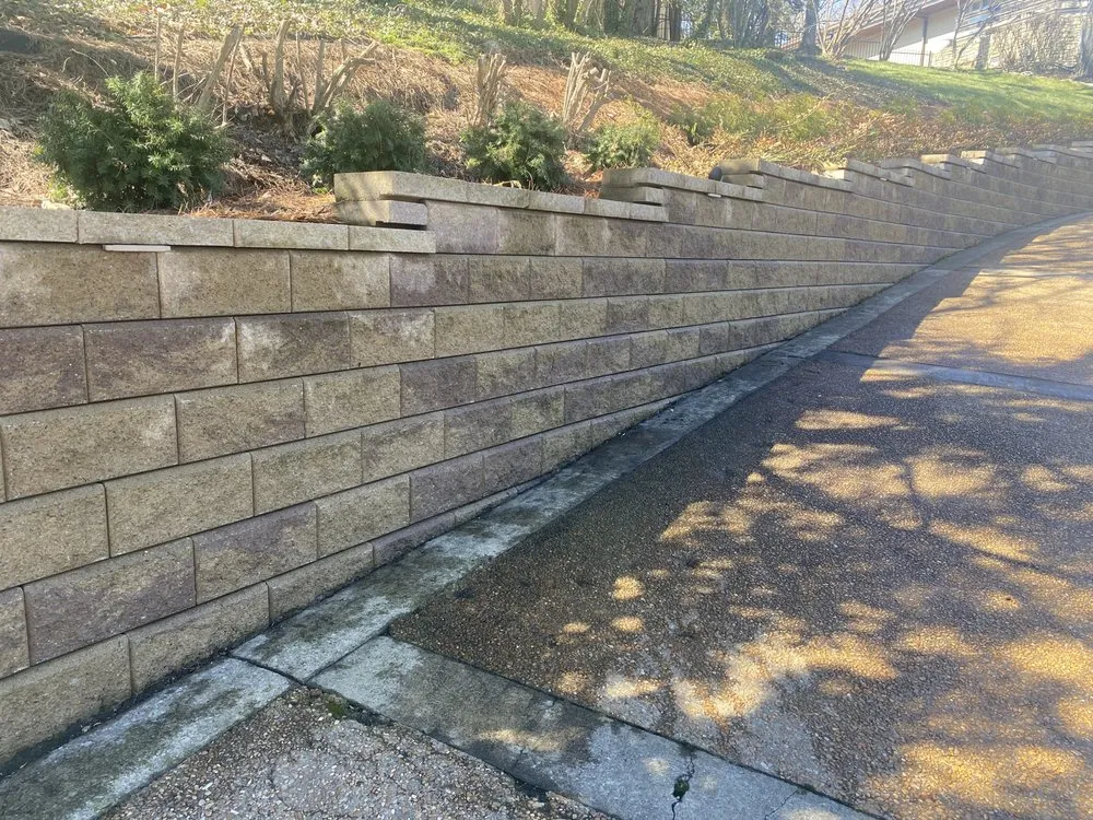 Trusted yard cleanup service in Gallatin, TN - AV Landscapes & Hardscapes