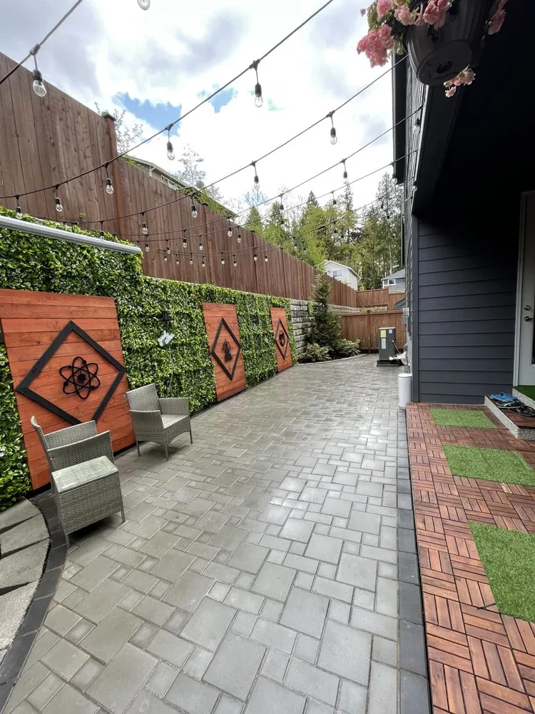 Reliable yard maintenance for year-round maintenance across Everett, WA - AV Landscaping