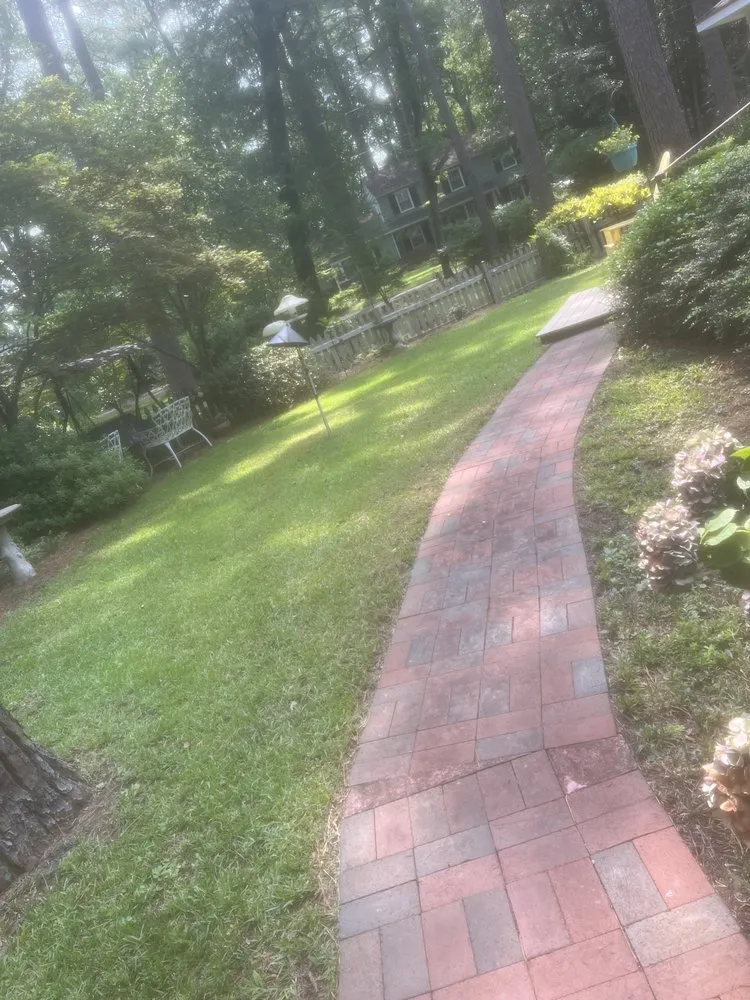 Custom lawn mowing service in Greenville, NC - A&V Landscaping