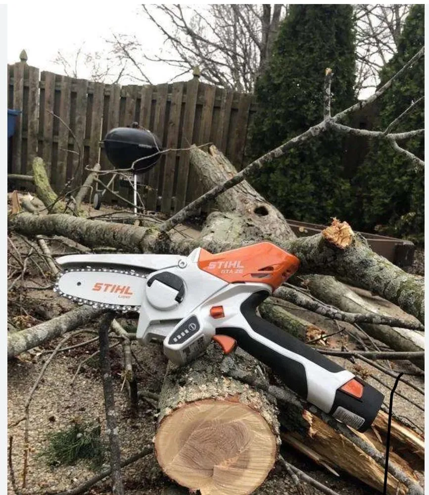 Professional yard cleanup service experts serving Houston, TX - AV Landscaping