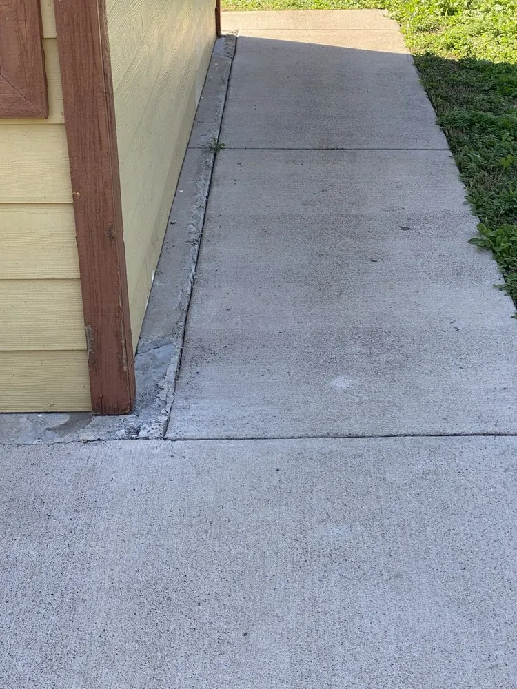 Expert outdoor landscaping for beautiful yards across Mission, TX - A&V landscaping