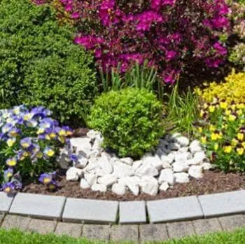 Reliable yard maintenance experts serving Springdale, AR - A&V Landscaping