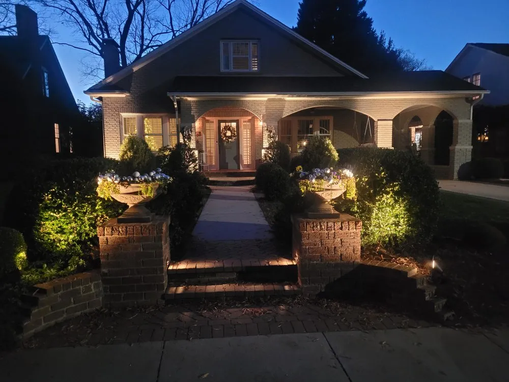 Top-rated yard cleanup service for beautiful yards in Mooresville, NC by Av Landservices