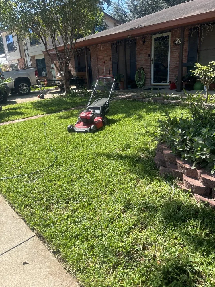 Professional lawn mowing service experts serving McAllen, TX - AV Shrubs And Yard