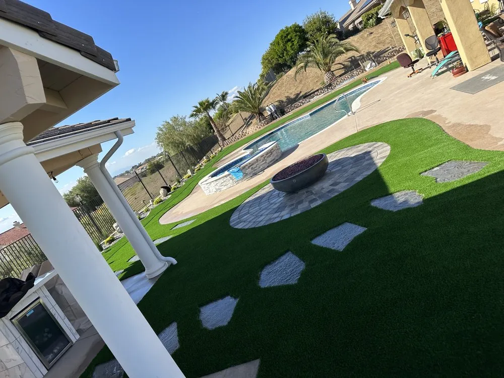 Local yard cleanup service in Fontana, CA by AV Synthetic Grass
