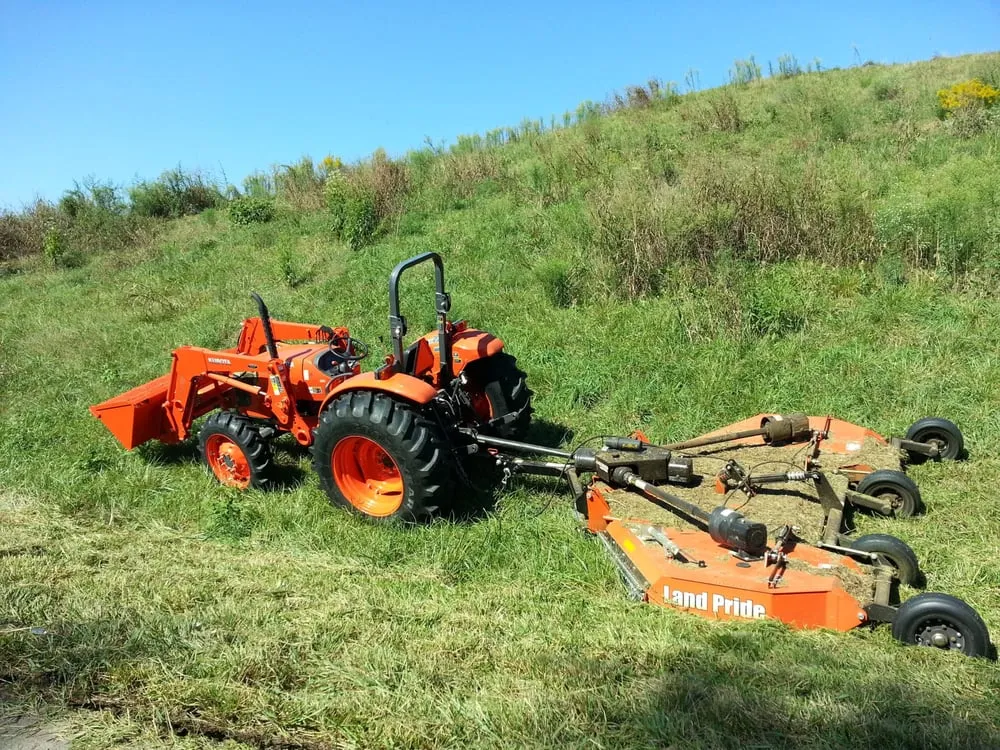 Expert landscaping services in Knoxville, TN - AvaLawn