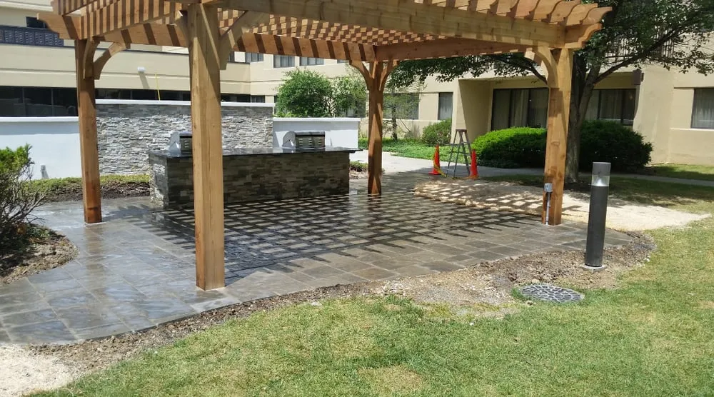 Expert yard cleanup service in Avon, IN - Avalon Outdoors & Patios