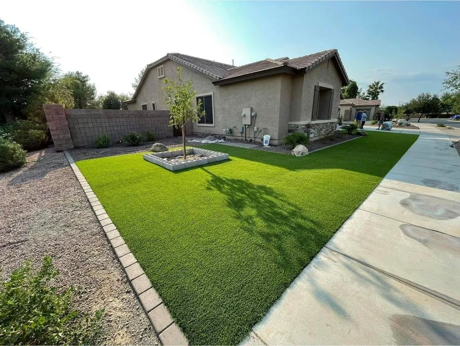 Top-rated outdoor landscaping with custom design across Queen Creek, AZ - Avant-Garden Design and Landscape
