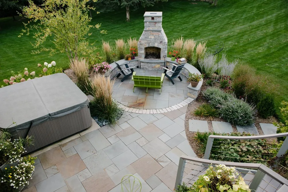 Custom garden landscaping in McFarland, WI by Avant Gardening & Landscaping