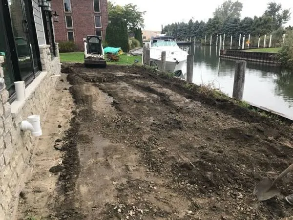 Expert yard maintenance experts serving Richmond, MI - Avay Landscaping