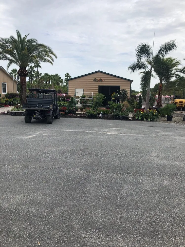 Reliable yard cleanup service experts serving Spring Hill, FL - Aventura Nursery & Landscape