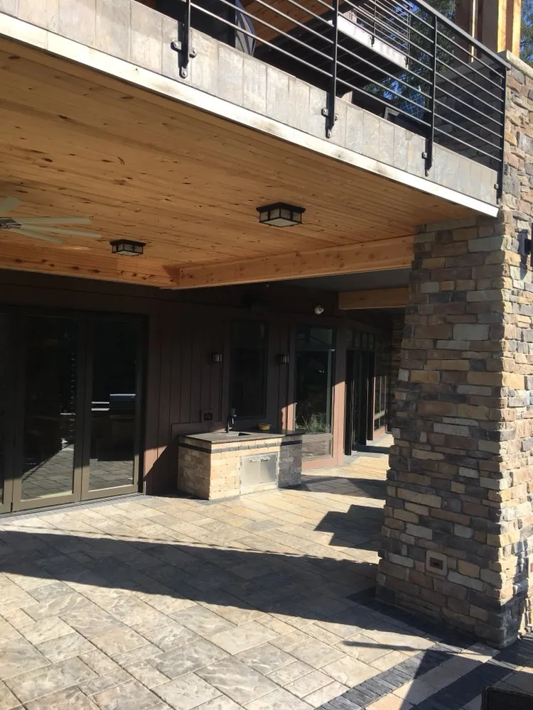 Custom lawn care service in Stow, OH - Avery Enterprise