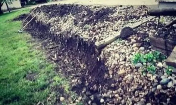 Affordable landscape design in Des Moines, IA - Avery Lawn Tree Landscape