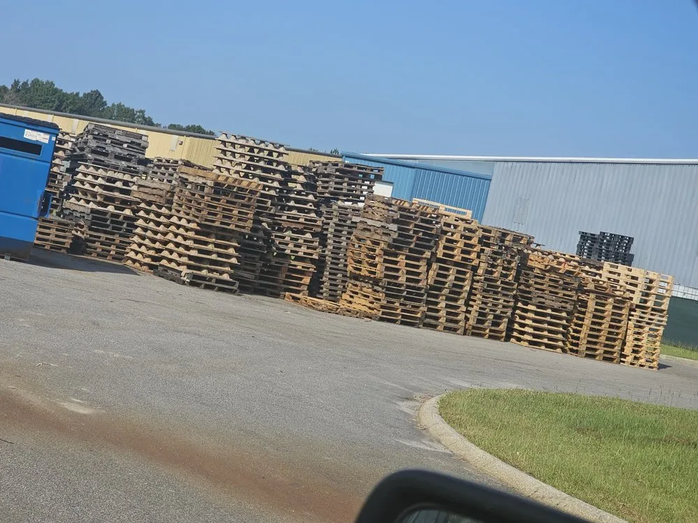 Reliable lawn care service with custom design across Wedgefield, SC - Avery's Junk Removal and Demo