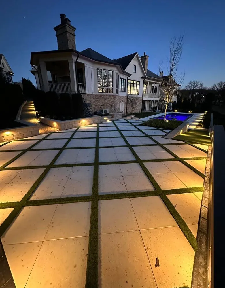 Local yard cleanup service for residential properties in San Antonio, TX by Aveteran Landscape