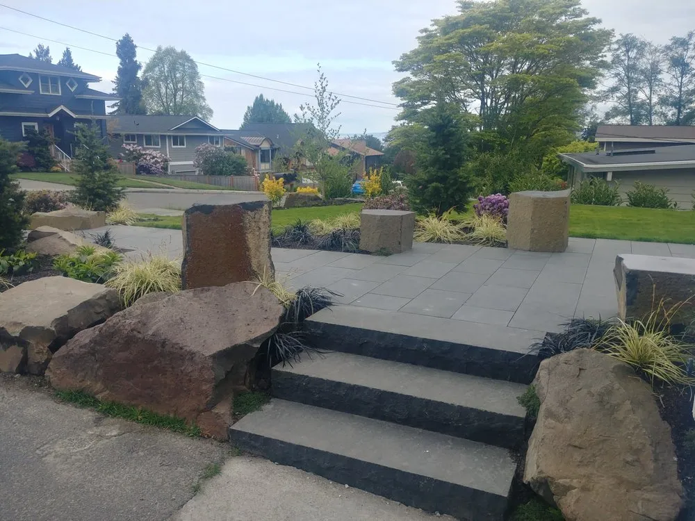 Top-rated residential landscaping in Edmonds, WA by Avid Landscape Management