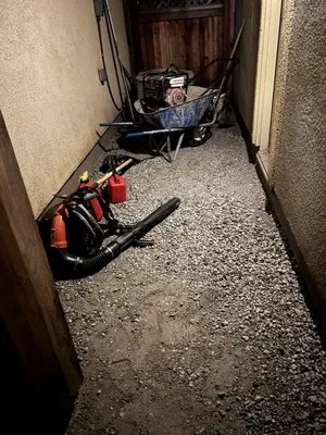 Avid’s Pavers Stones & Landscape Logo