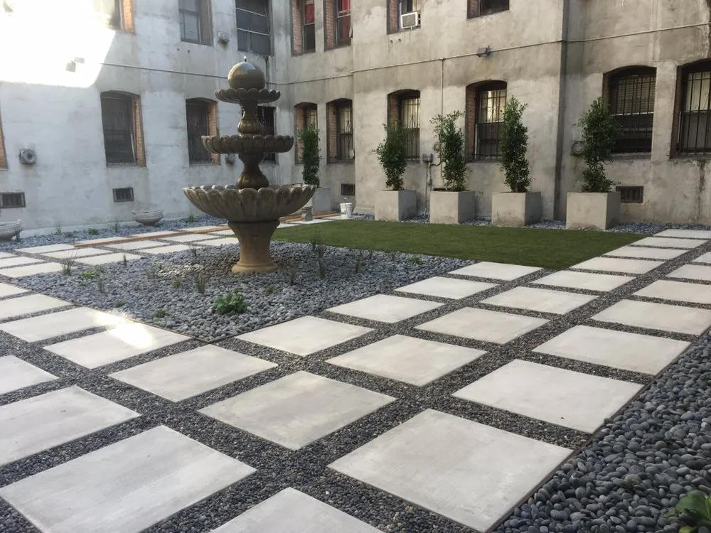 Expert lawn care service in La Cañada, CA - Avila Services