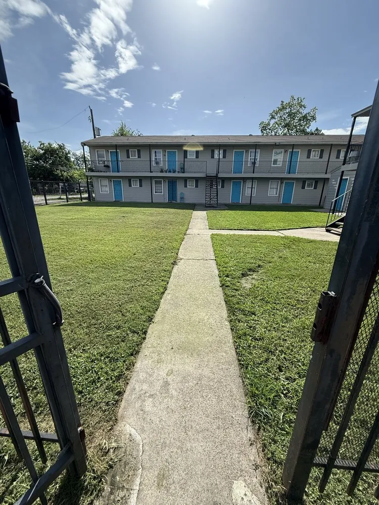 Trusted landscaping services for outdoor upgrades across Houston, TX - Avilas Gardening