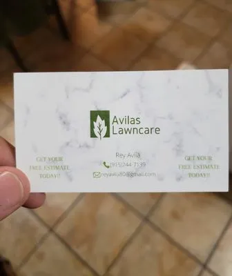 Avila's LawnCare Logo