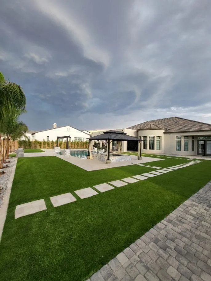 Reliable yard cleanup service experts serving Mesa, AZ - Aviles Landscape