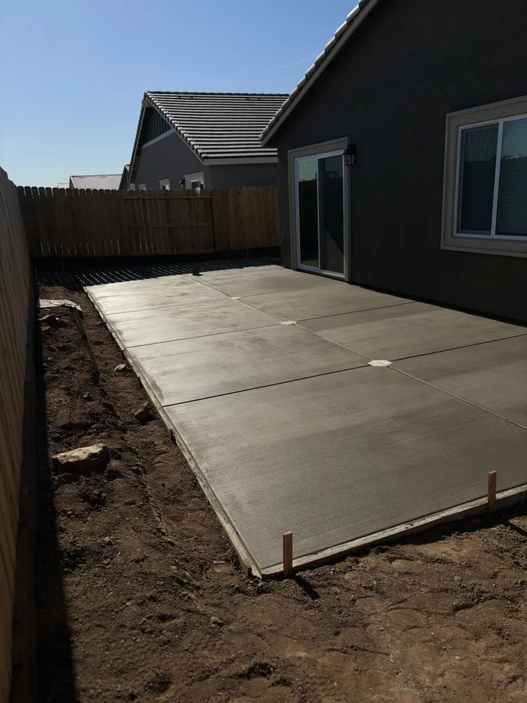 Expert lawn care service with custom design across Modesto, CA - Avina Landscaping