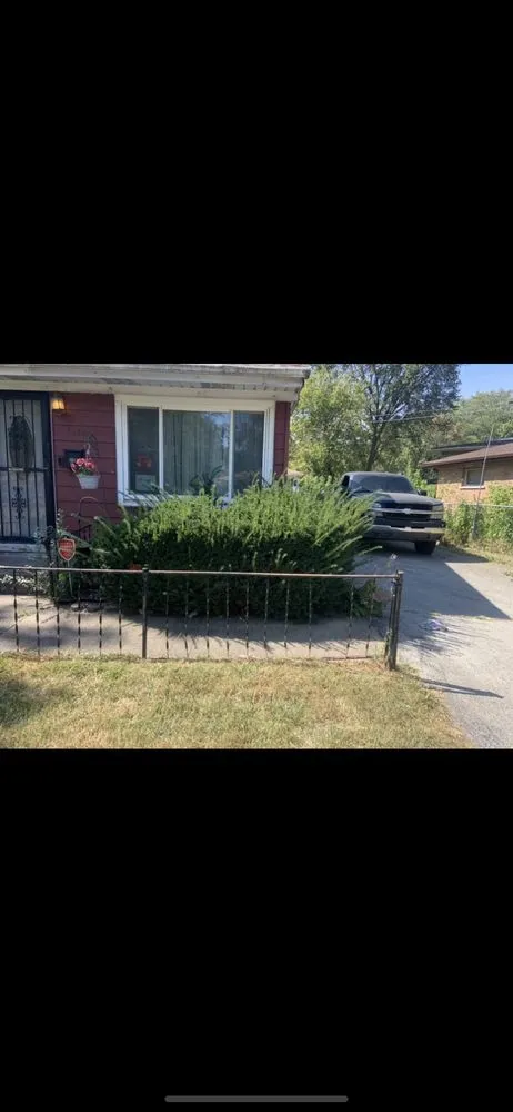 Custom lawn care service experts serving Gary, IN - AVIV Landscaping