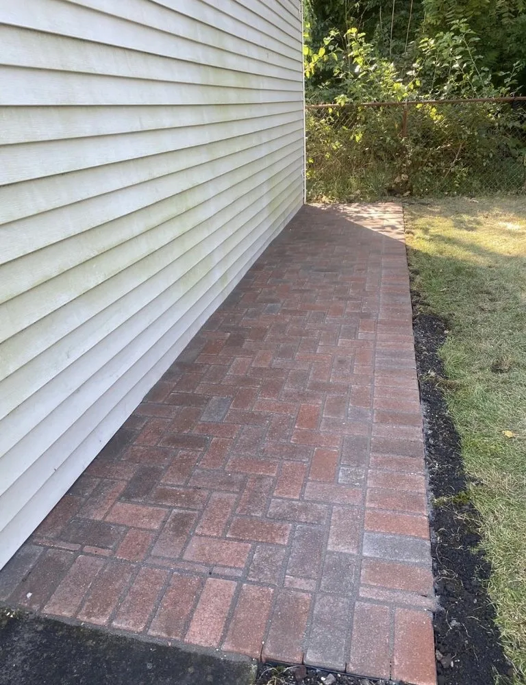 Expert residential landscaping experts serving Gary, IN - AVIV Landscaping