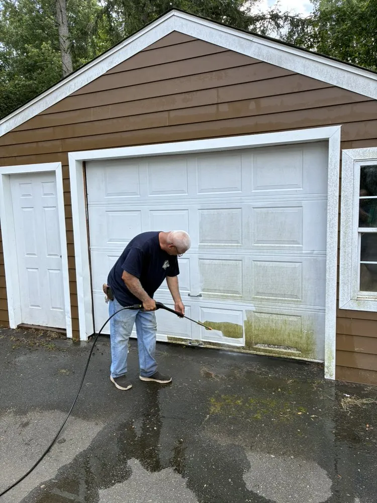 Affordable outdoor landscaping for homes in New Britain, CT by AVN Landscaping