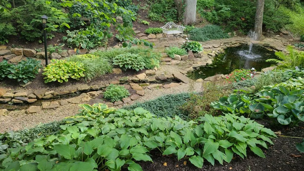 Custom lawn mowing service experts serving Avon, IN - Avon Gardens