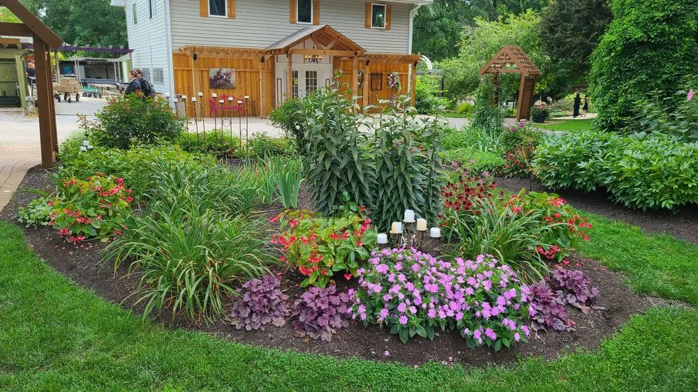 Trusted landscape installation experts serving Avon, IN - Avon Gardens