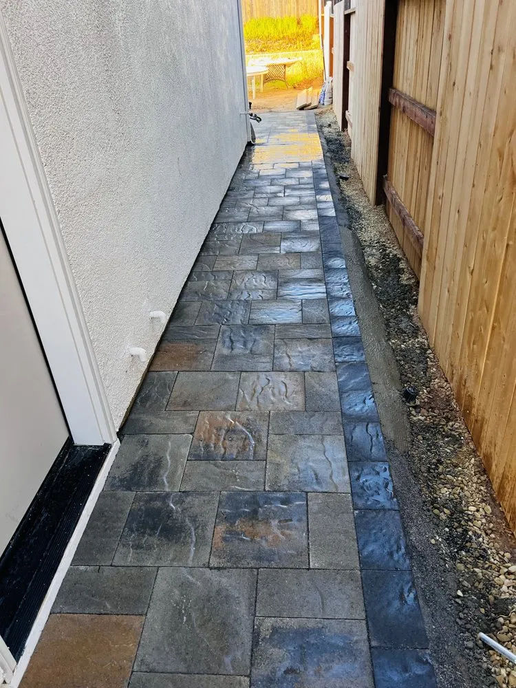 Top-rated yard maintenance in Fair Oaks, CA by AVR Landscape