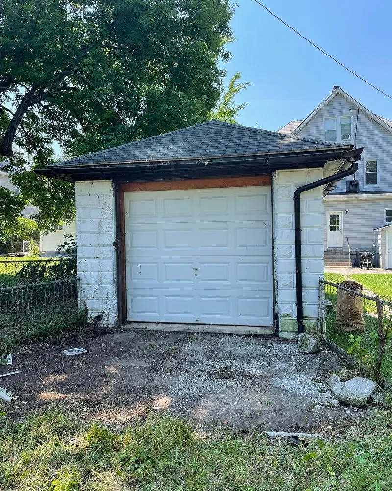 Professional outdoor landscaping experts serving Baltimore, MD - Aw Cleaning and Landscaping