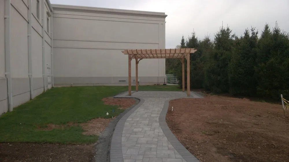 Local landscape design in Somerset, NJ by A.W. Contracting