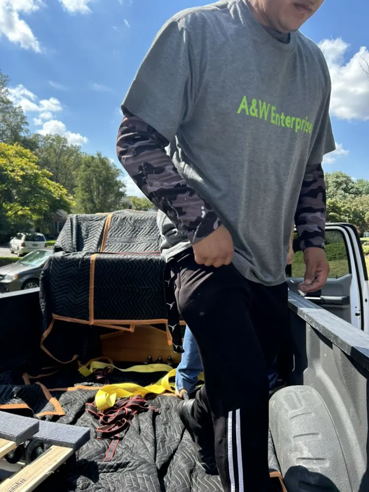 Custom yard cleanup service experts serving Perry Hall, MD - A&W Enterprise