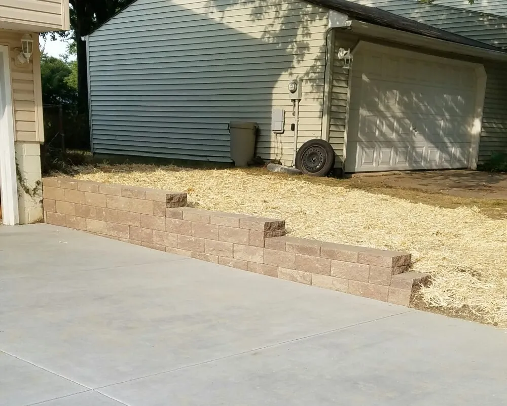 Trusted outdoor landscaping in Warren, OH by AW Lawn Maintenance & Landscaping