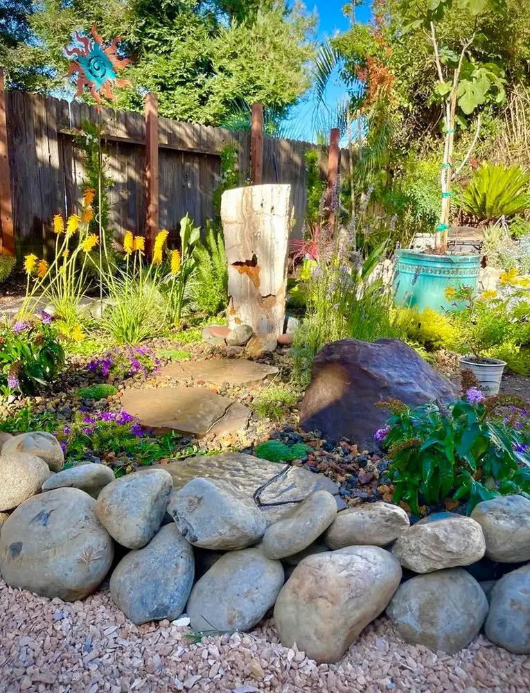 Custom lawn mowing service in Sacramento, CA - Awaken Landscapes