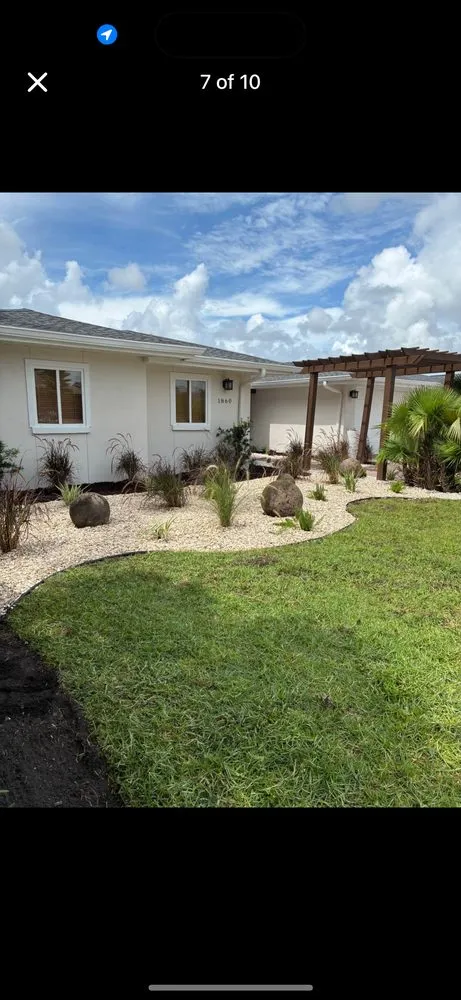 Trusted garden landscaping in Bradenton, FL - Awe Lawn Care And Services
