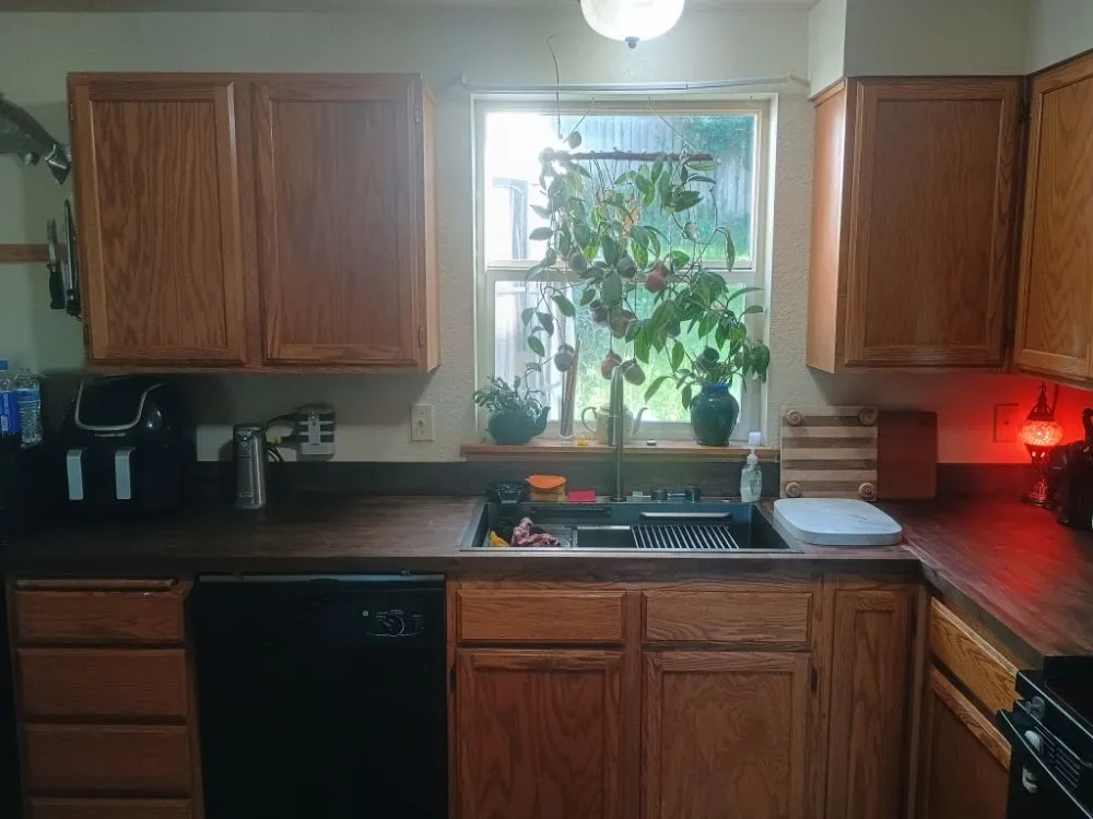 Trusted lawn mowing service in Poulsbo, WA - Awesome Handyman Service