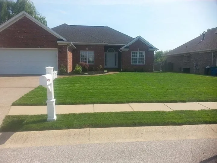Local residential landscaping for homes across Evansville, IN - Awesome Pro